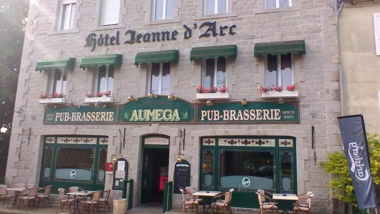Saint-Chély-dʼApcher Hotel Jeanne D'Arc מראה חיצוני תמונה