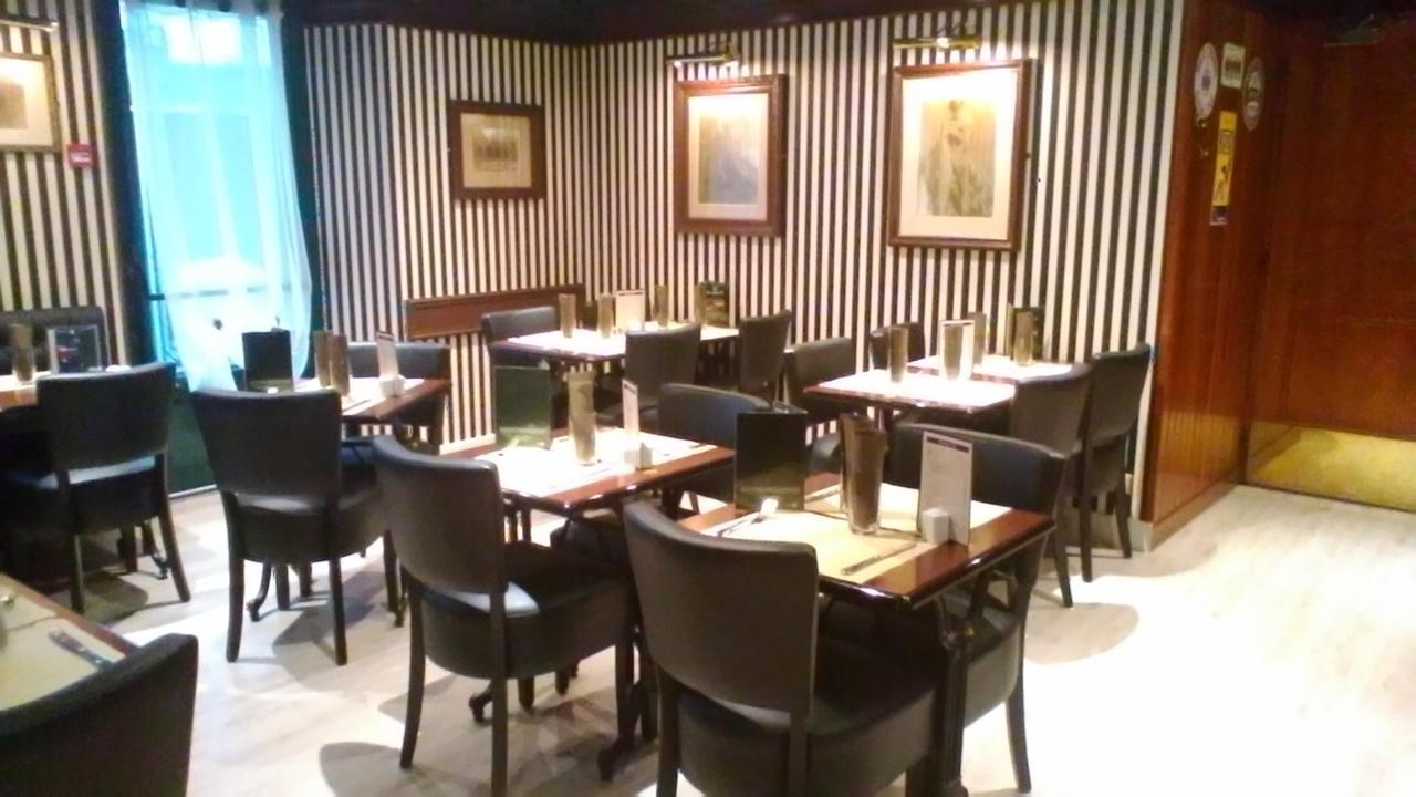 Saint-Chély-dʼApcher Hotel Jeanne D'Arc מראה חיצוני תמונה