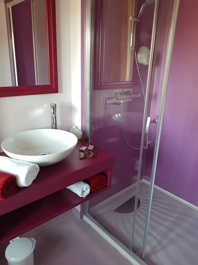 Saint-Chély-dʼApcher Hotel Jeanne D'Arc מראה חיצוני תמונה